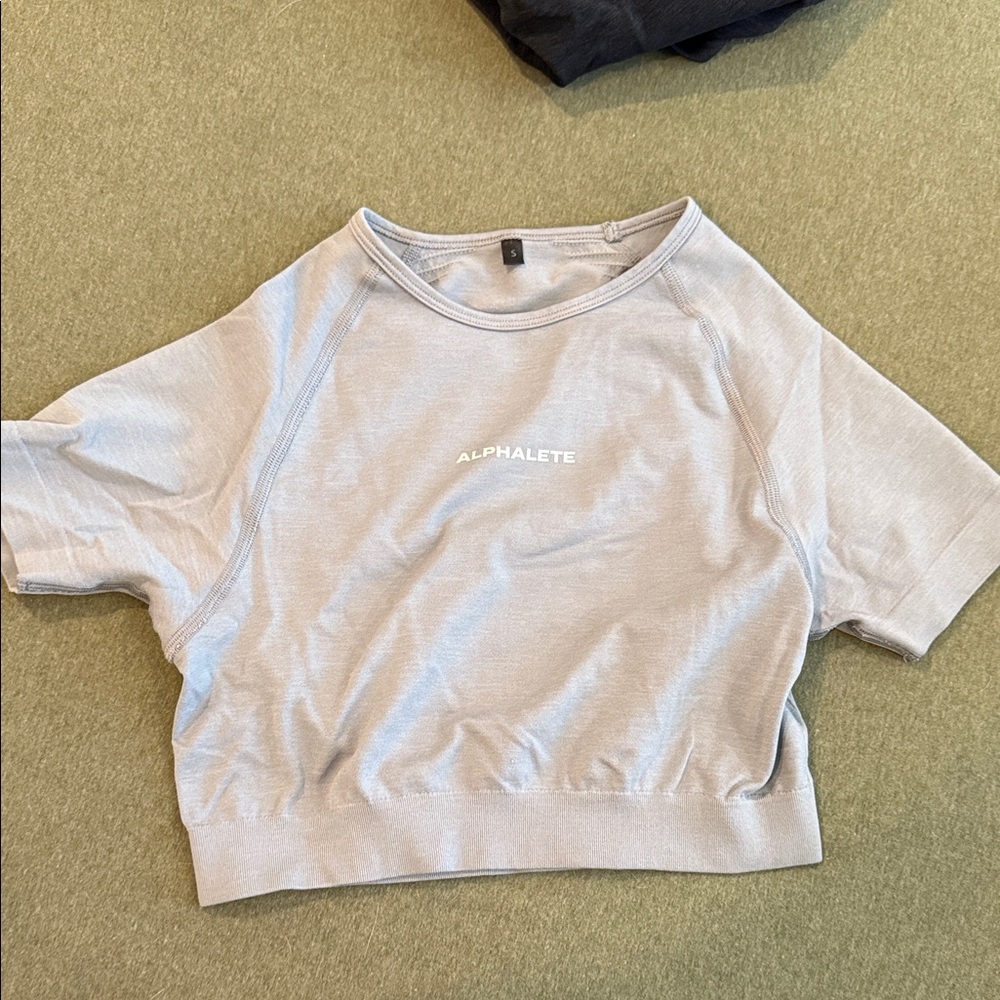 Alphalete Light Gray Women's Sweatshirt
